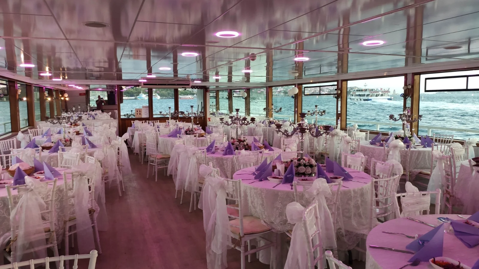 GEMZE salon açık büfe yemek ve ikram sunumu